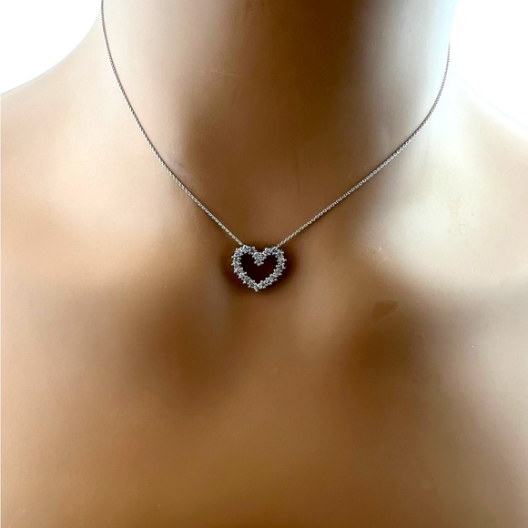 Vintage 14 Karat White Gold Diamond Heart Pendant Necklace #13732 - Picture 4 of 10